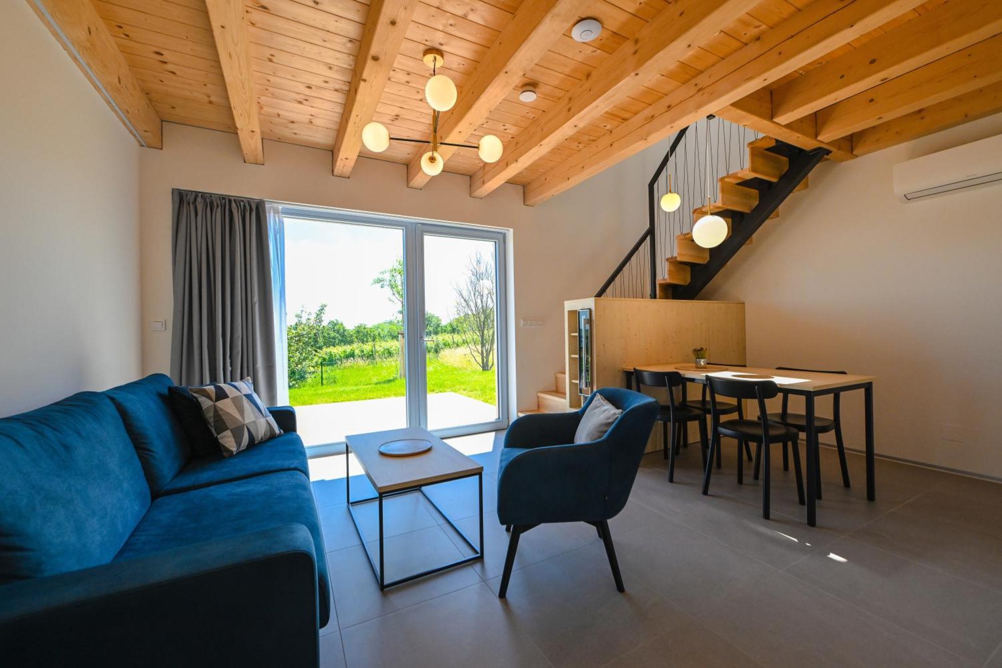 Pavlovske Domecky Apartment ภายนอก รูปภาพ