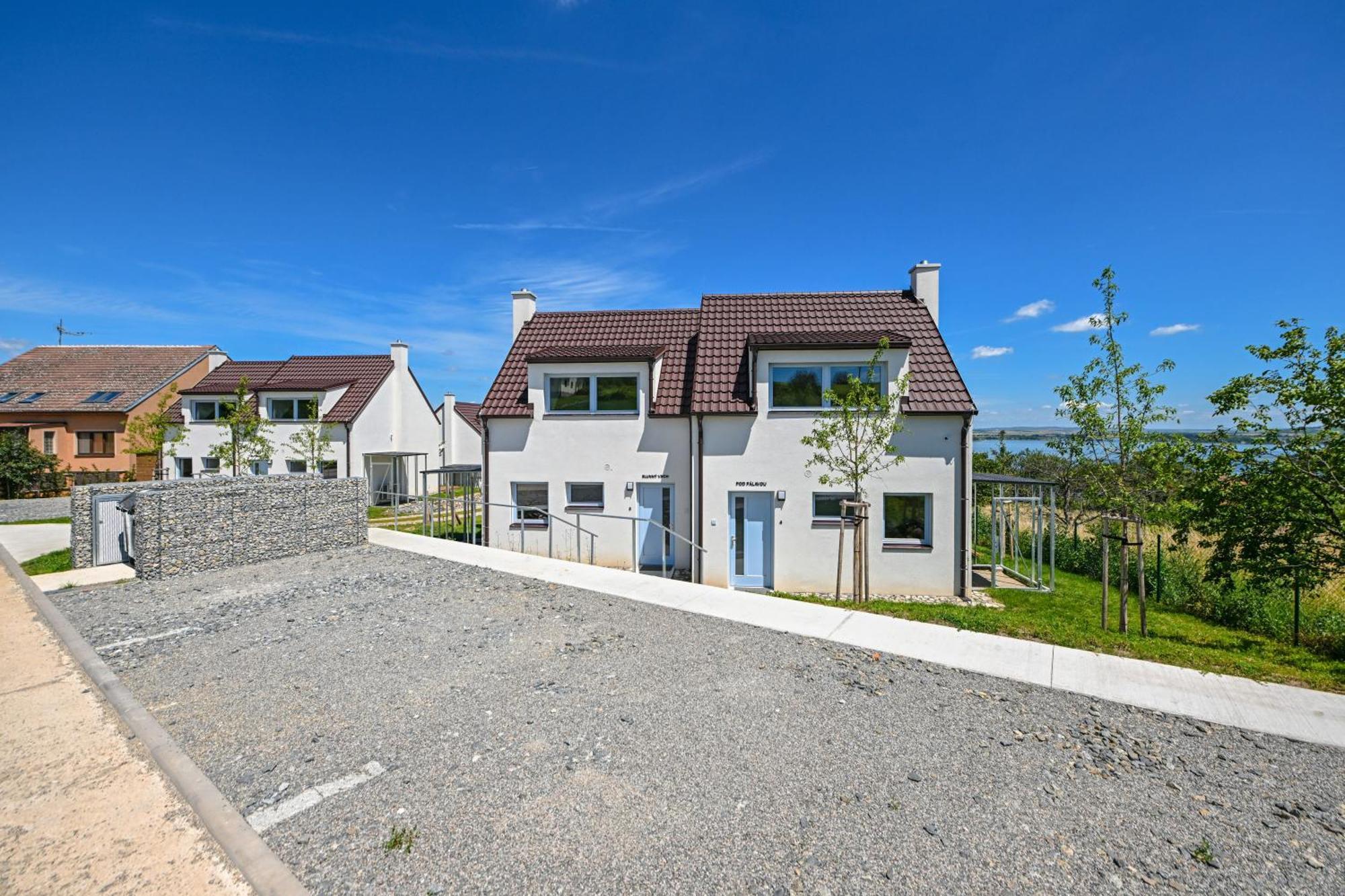 Pavlovske Domecky Apartment ภายนอก รูปภาพ