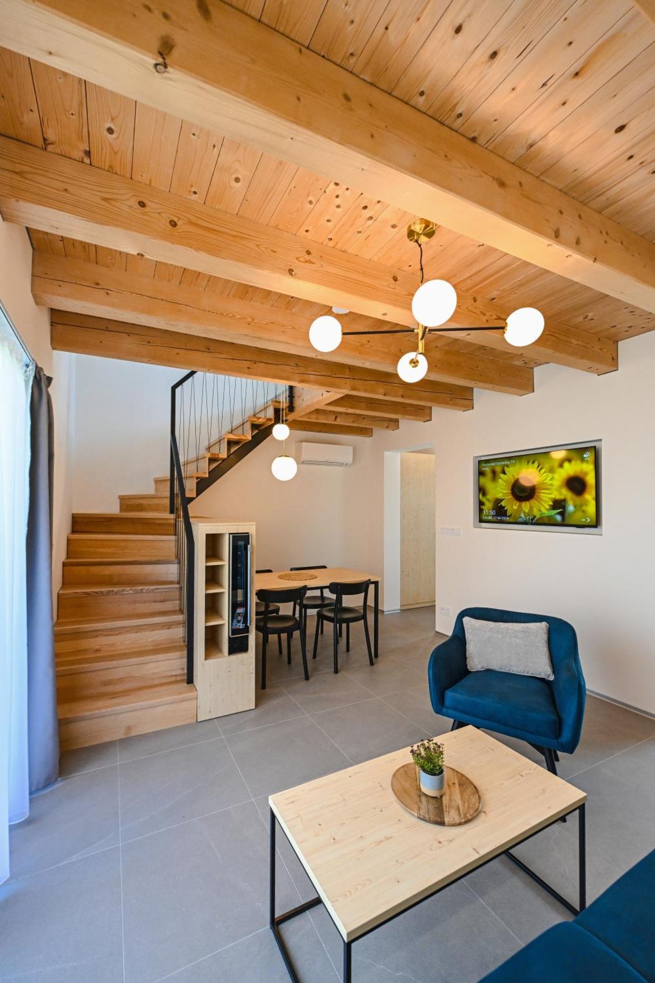 Pavlovske Domecky Apartment ภายนอก รูปภาพ